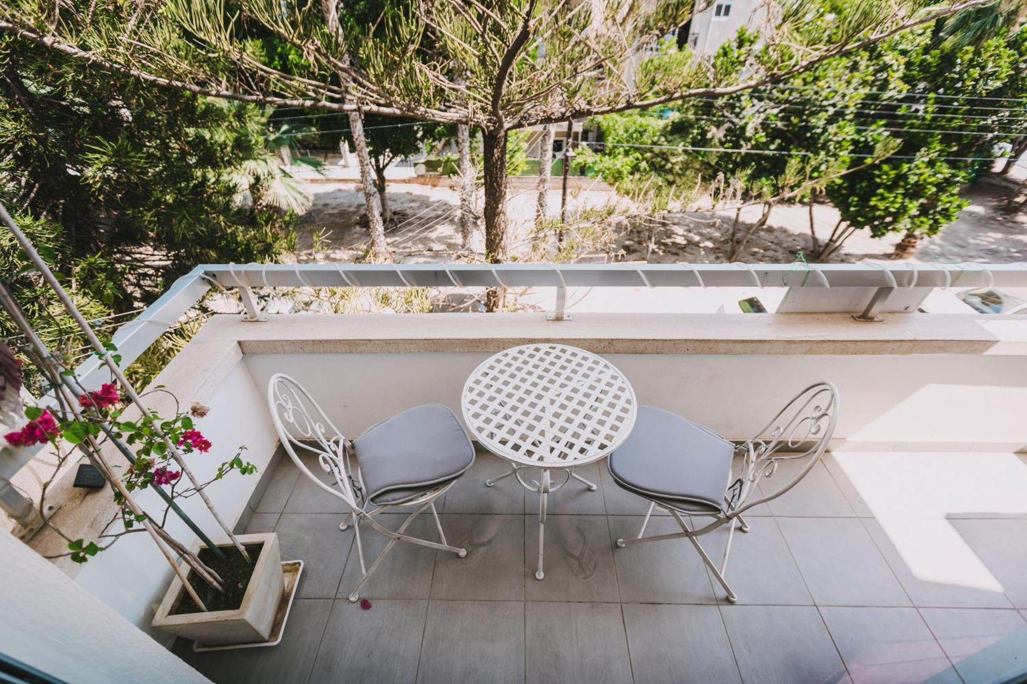 Neapolis Residence Spacious Quiet Near Beach Limassol Ngoại thất bức ảnh