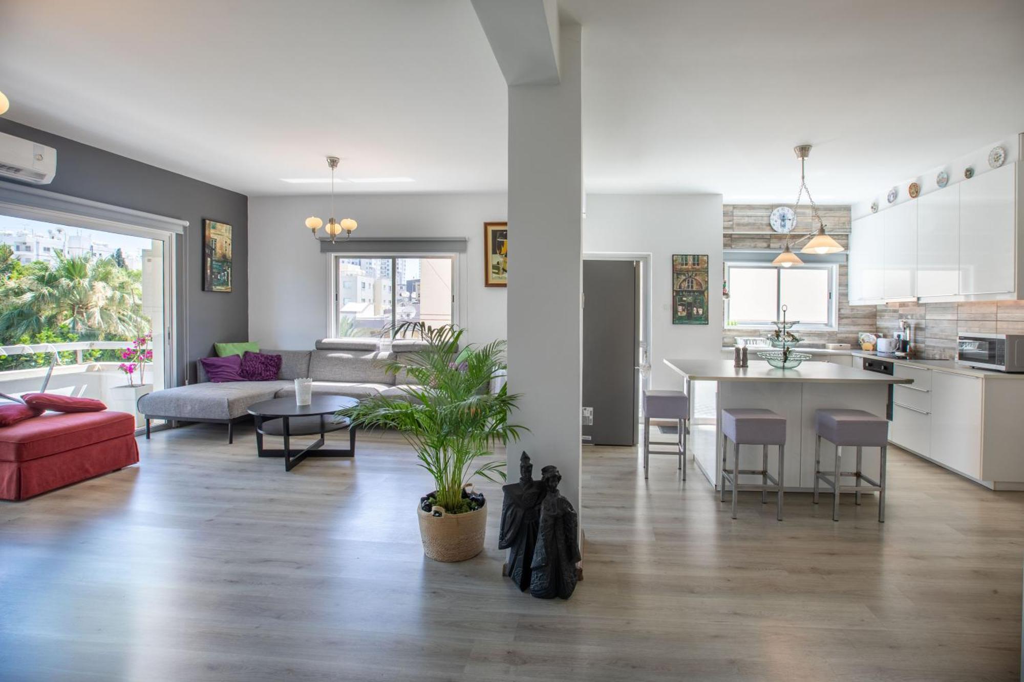 Neapolis Residence Spacious Quiet Near Beach Limassol Ngoại thất bức ảnh